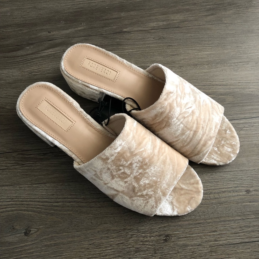 Crushed velvet mules